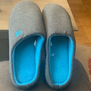 Men’s Gray and Blue Slippers